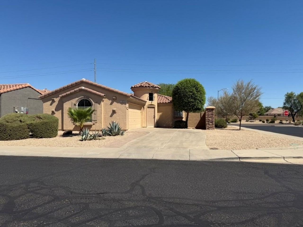 14838 W Shaw Butte Dr - Photo 2 of 22