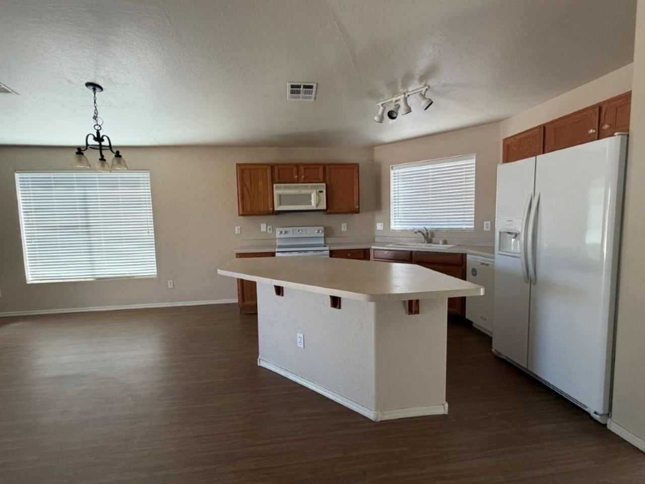 14838 W Shaw Butte Dr - Photo 4 of 22