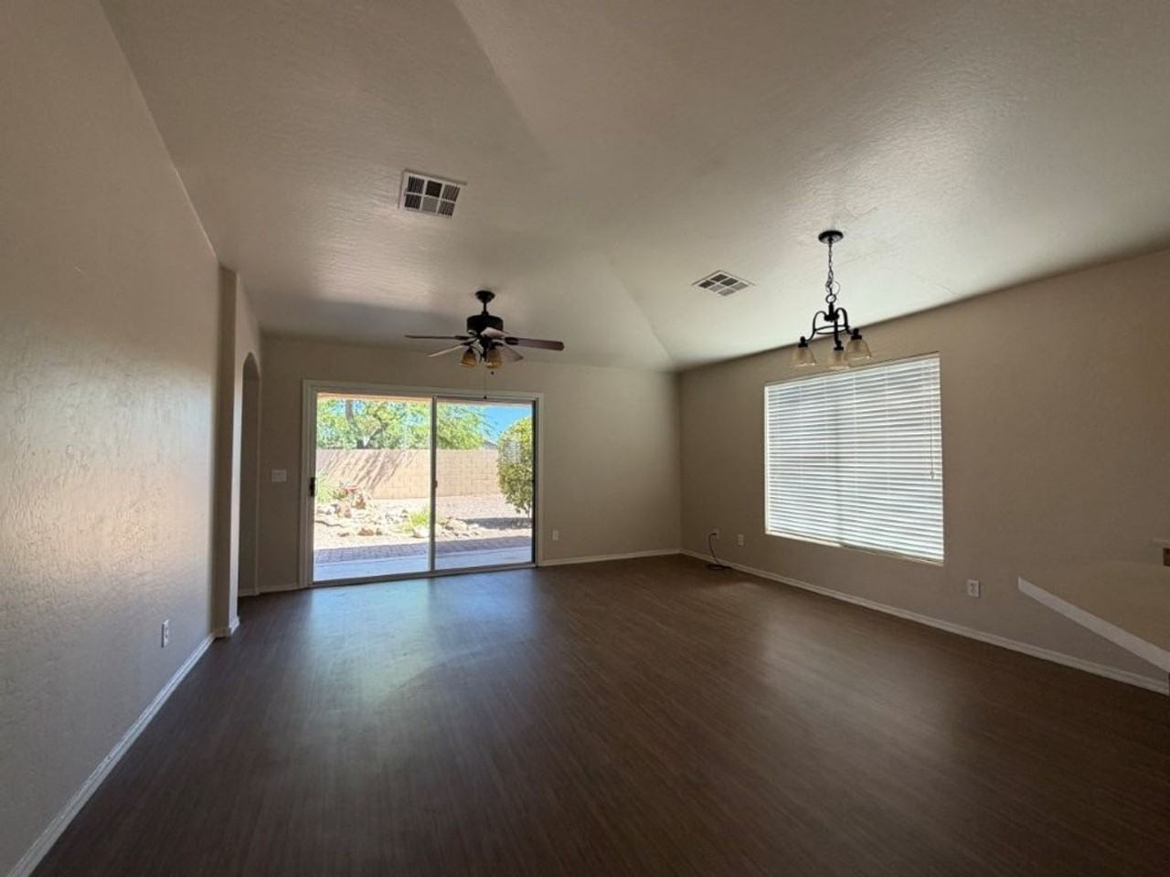 14838 W Shaw Butte Dr - Photo 5 of 22