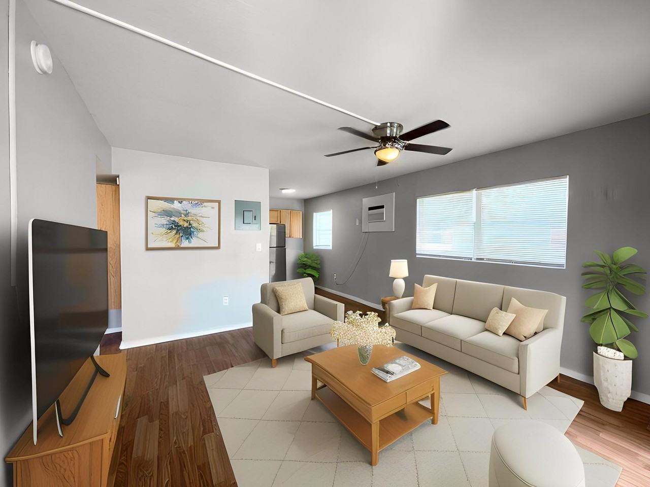 1339 W Point Dr - Photo 2 of 13