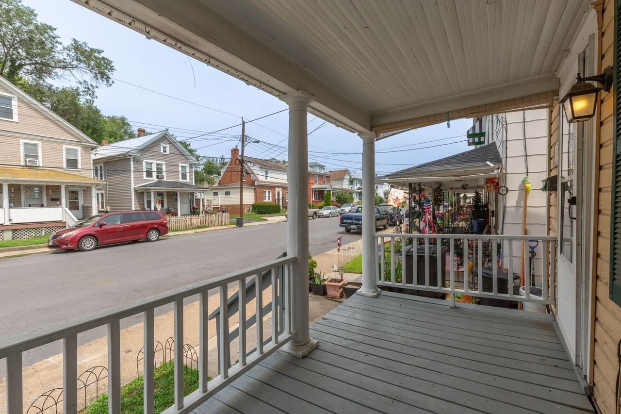 124 S Kentucky Ave - Photo 6 of 26