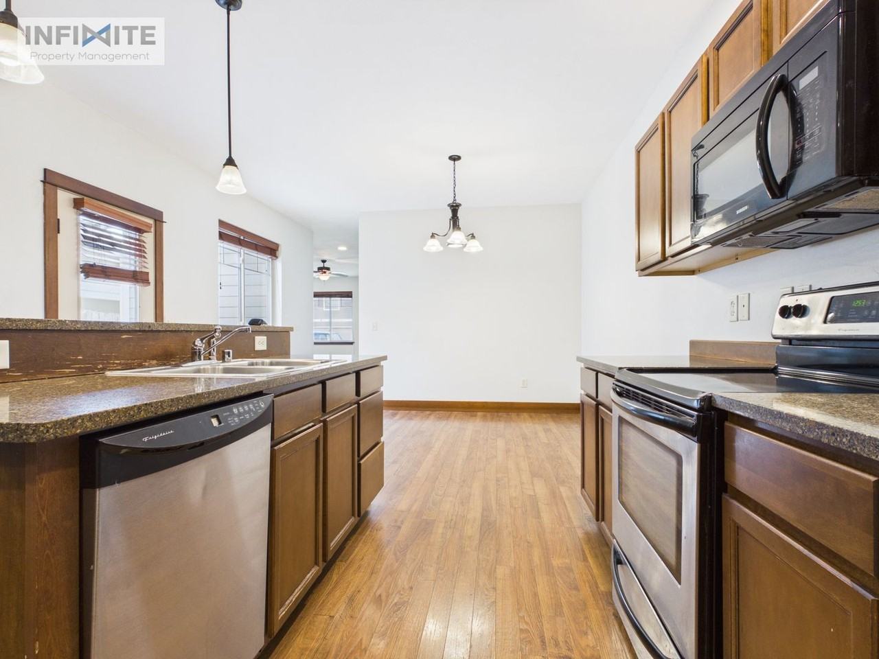 1169 Forestglen Dr #B - Photo 5 of 22