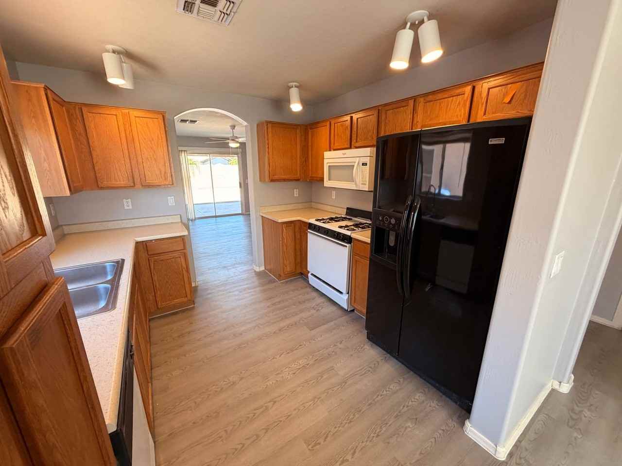 12556 W Charter Oak Rd - Photo 6 of 22