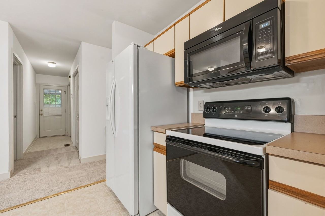 22 Margaret Pl - Photo 5 of 22