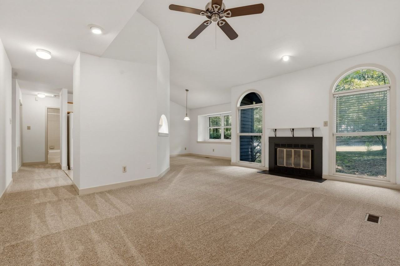 22 Margaret Pl - Photo 6 of 22