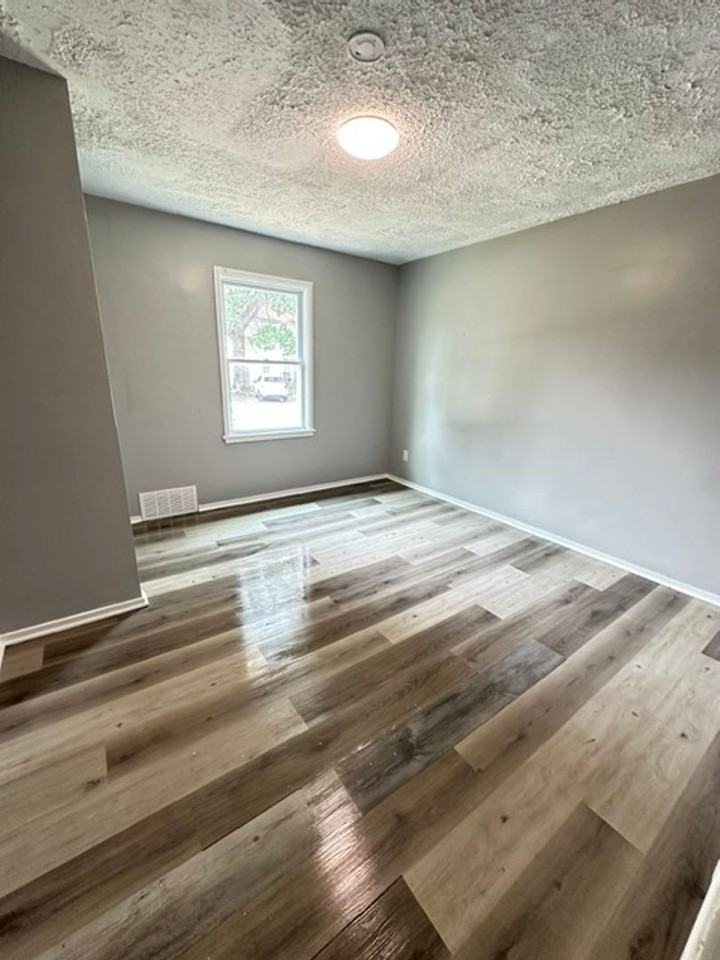 916 N Central Dr - Photo 6 of 6
