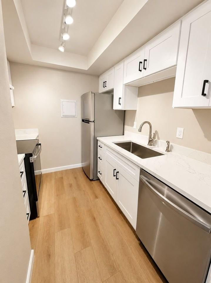 14620 Ne 32nd St #F17 - Photo 2 of 19