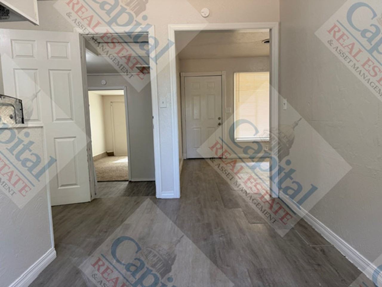 1117 N Beach Ave - Photo 7 of 34