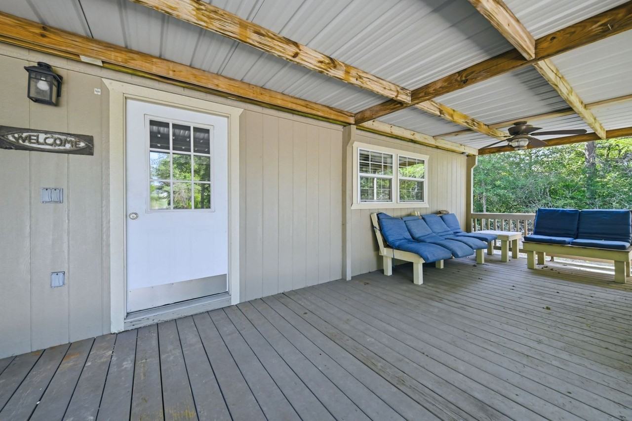 11351 Oak Lake Rd - Photo 3 of 27