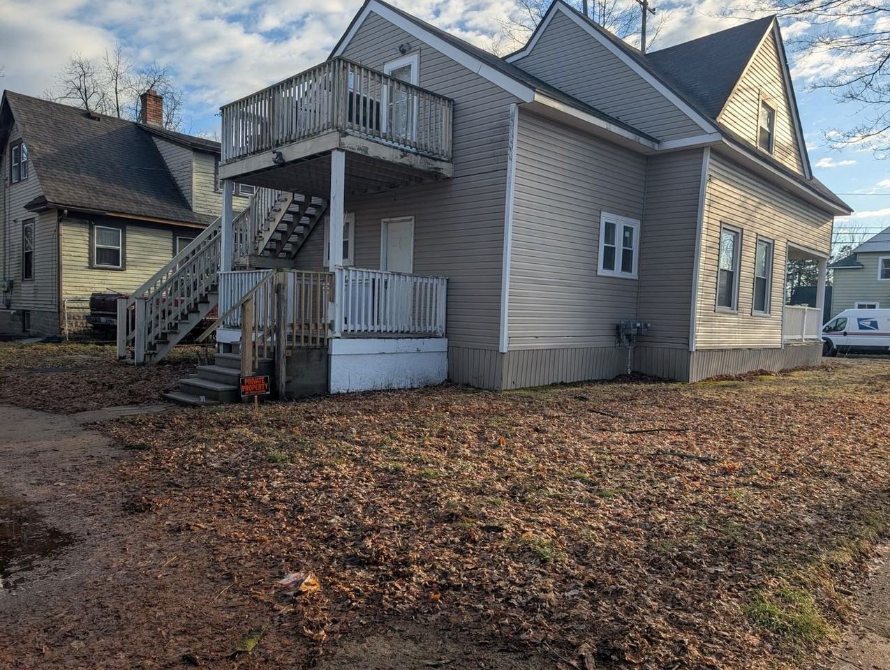 1420 Adams St - Photo 2 of 29