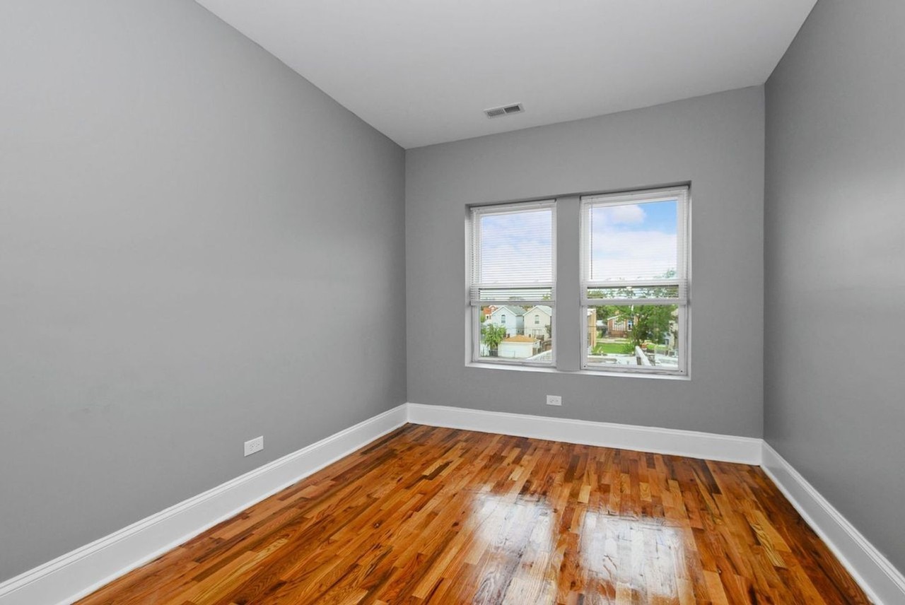 1200 S. Kedvale Ave - Photo 5 of 6