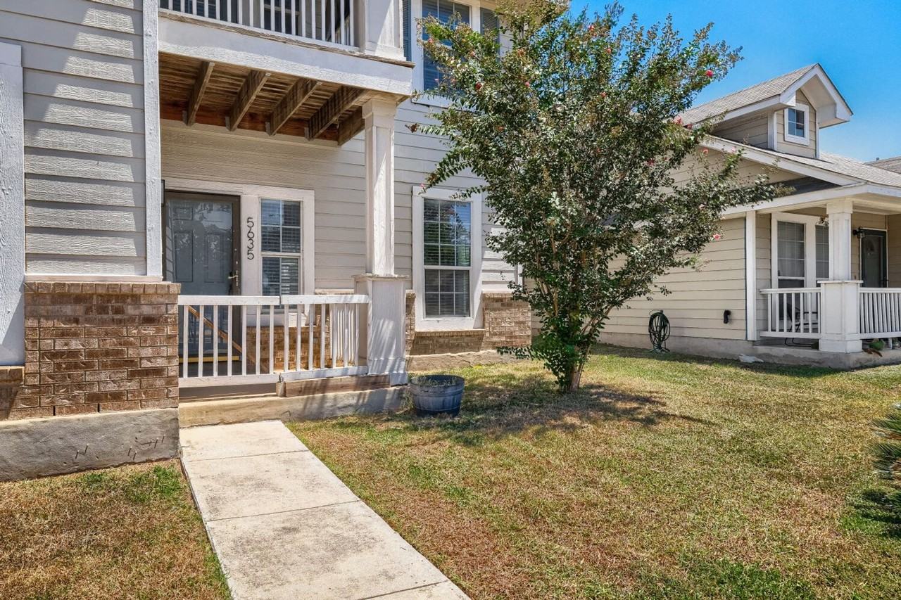 5635 Midcrown Dr - Photo 3 of 31