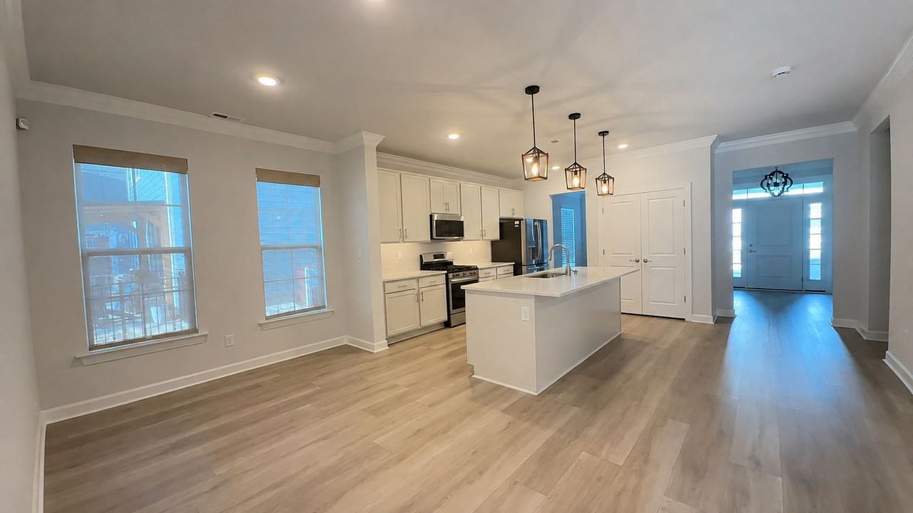 2218 Sanibel Ln - Photo 7 of 25