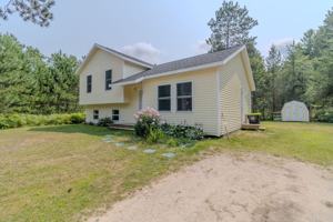 featured image of 11821 Lillian Lee Dr