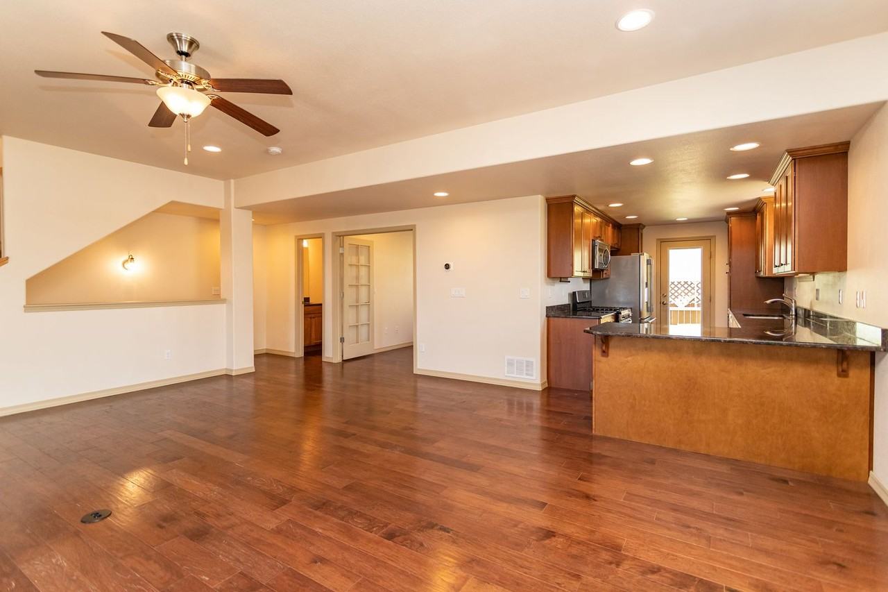 5914 Canyon Reserve Hts - Photo 2 of 37