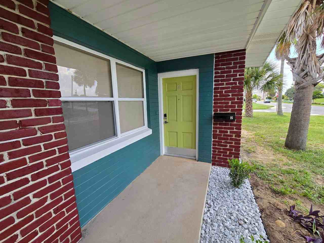 346 Plaza Blvd #2 - Photo 3 of 27