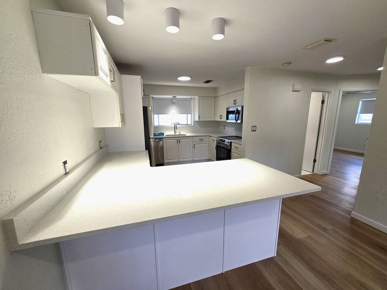 346 Plaza Blvd #2 - Photo 7 of 27
