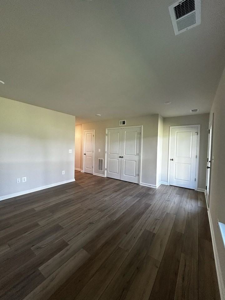 8772 Whitman Dr - Photo 6 of 21