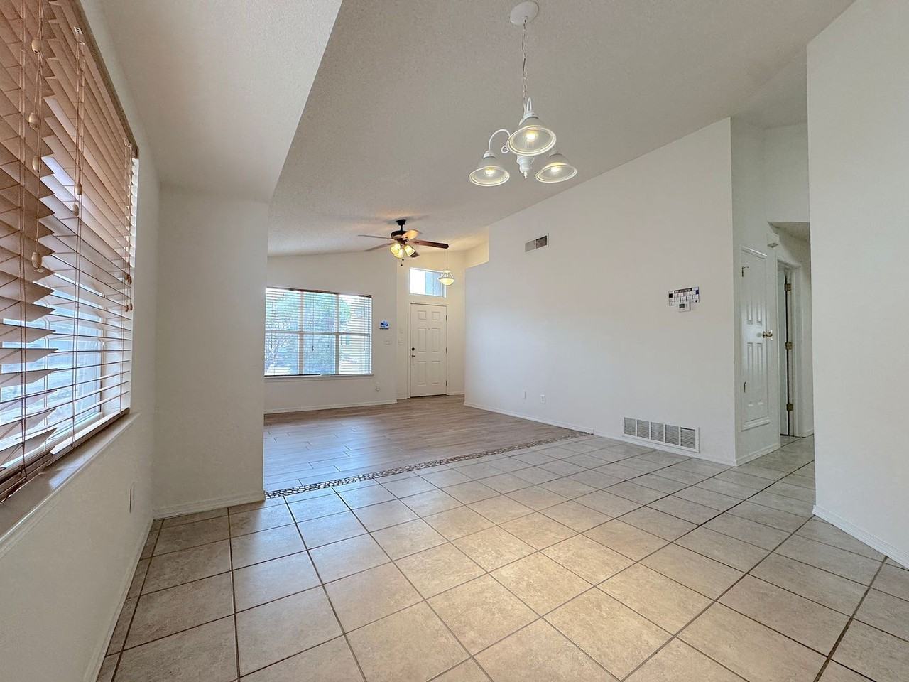 14193 Patriot Point Dr - Photo 6 of 26