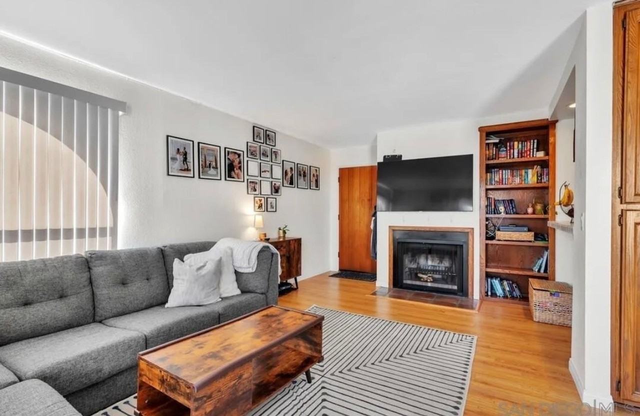 4725 35th St - Photo 3 of 13