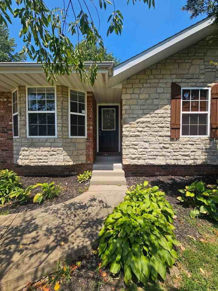 1257 W Bridgewood Pl - Photo 5 of 46