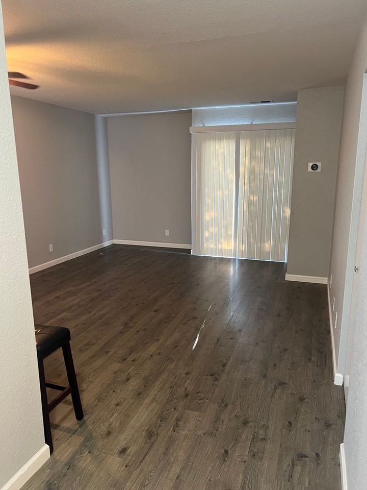 44 Westview Dr - Photo 5 of 13
