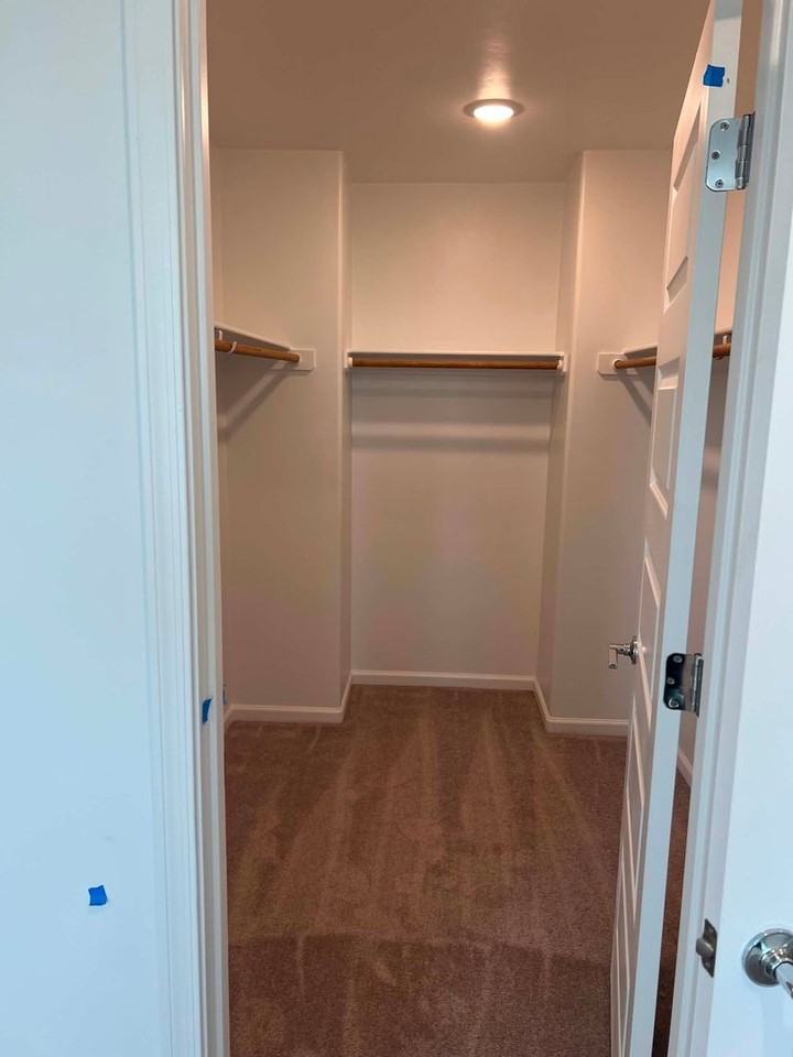 34713 S Kelvin Way - Photo 7 of 16
