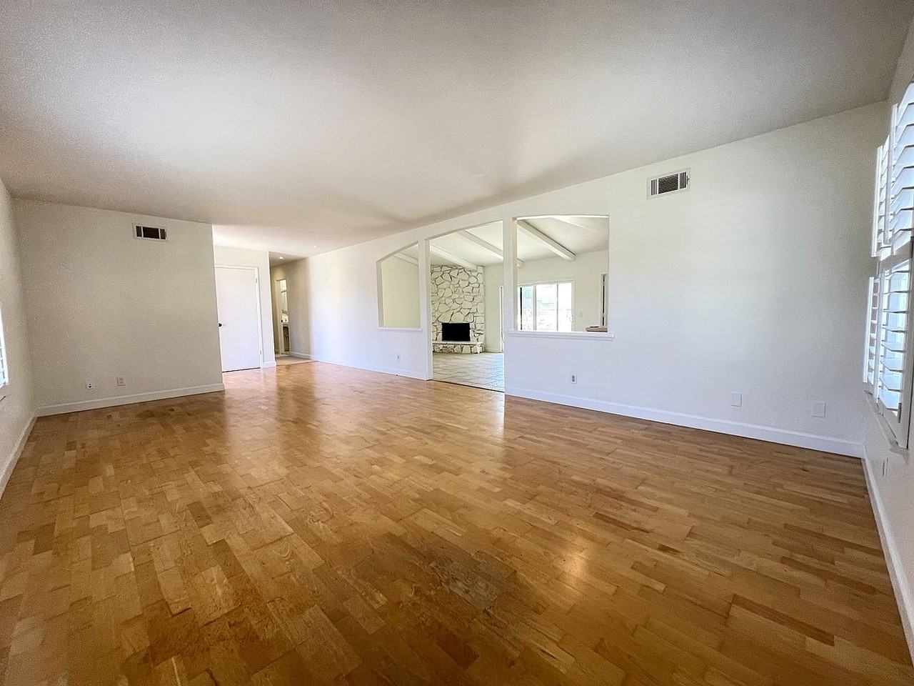 4301 Edenbury Dr - Photo 3 of 15