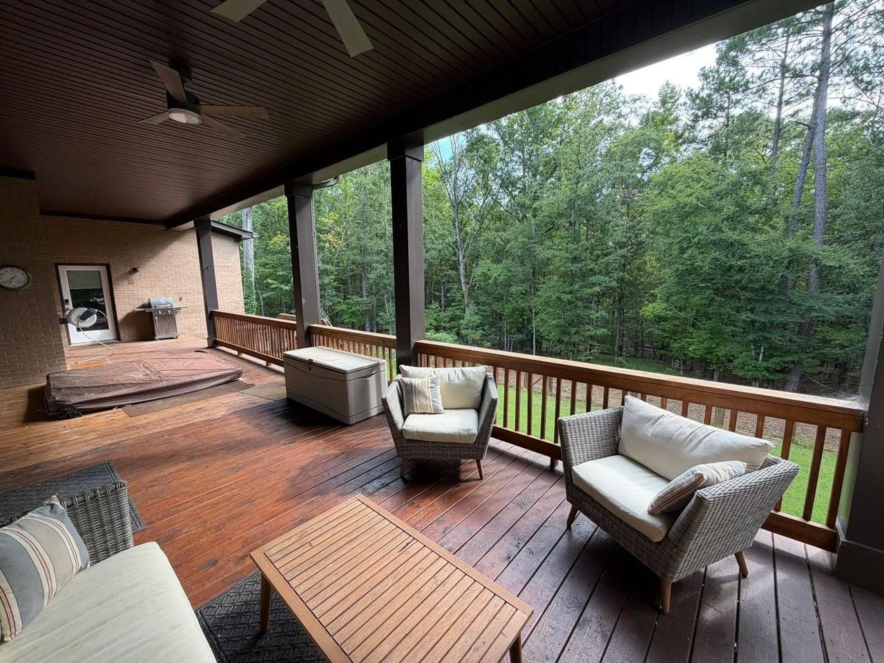 110 Sterling Pt - Photo 3 of 43