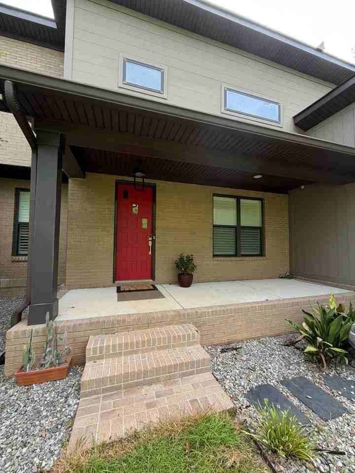 110 Sterling Pt - Photo 4 of 43