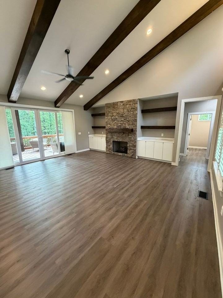 110 Sterling Pt - Photo 7 of 43