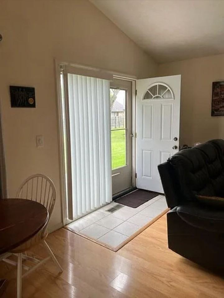 6523 Tulip Tree Ct - Photo 2 of 27