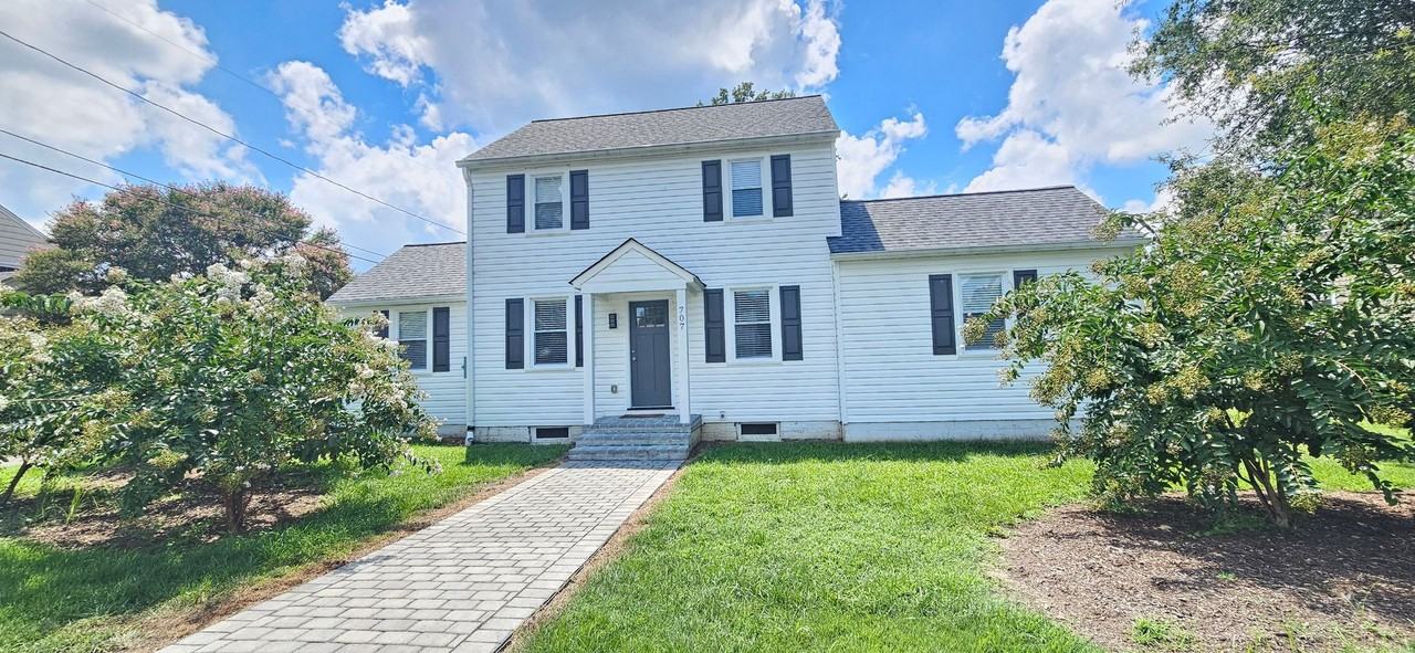 707 Pegram Ln