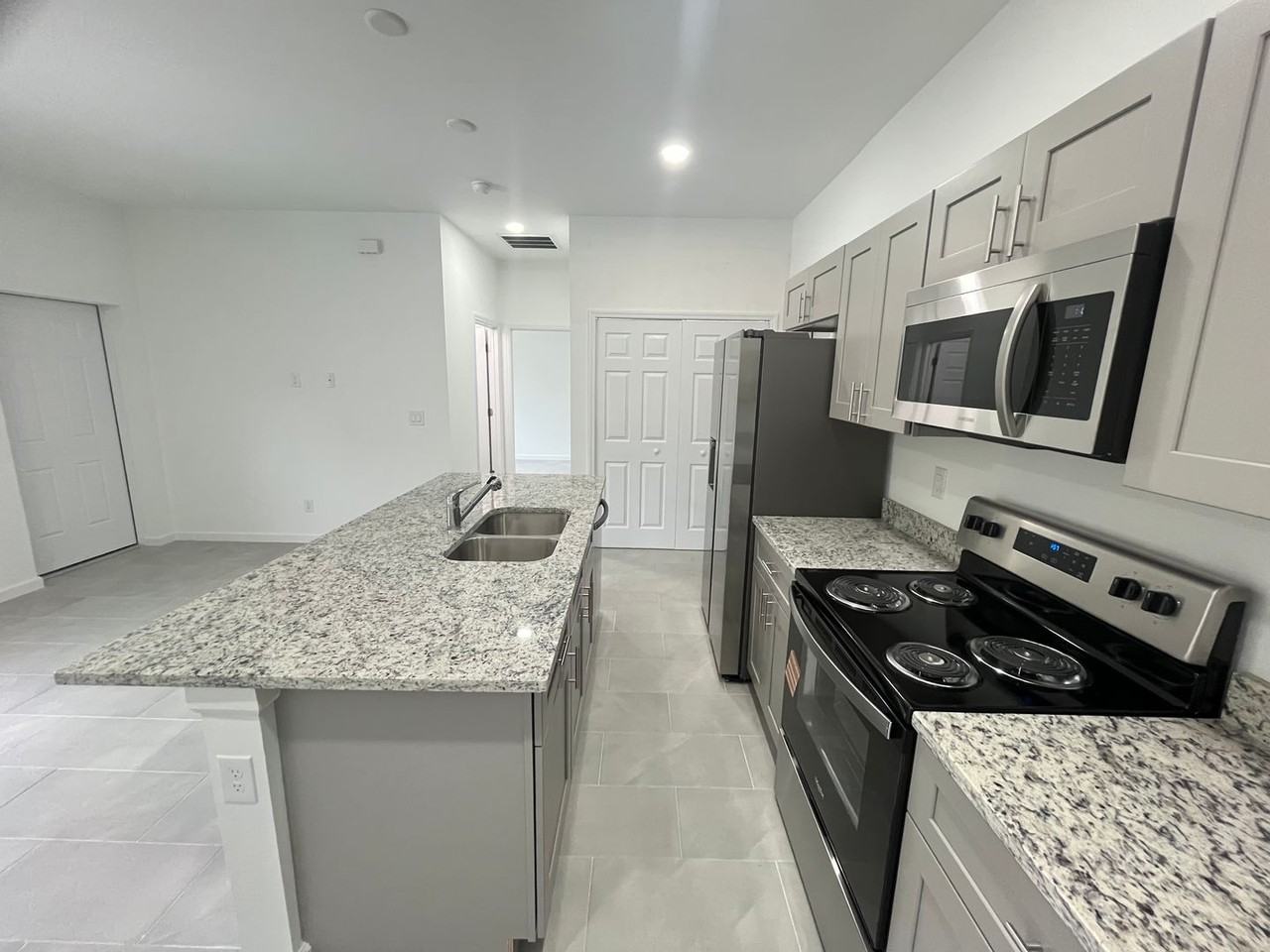 1223 Randletree St E - Photo 6 of 12