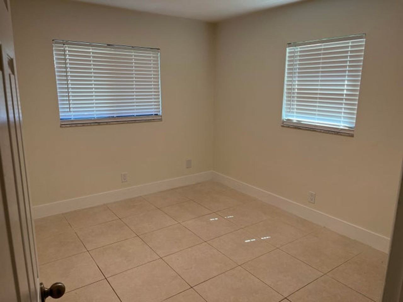 9321 Nw 43rd Mnr - Photo 6 of 13