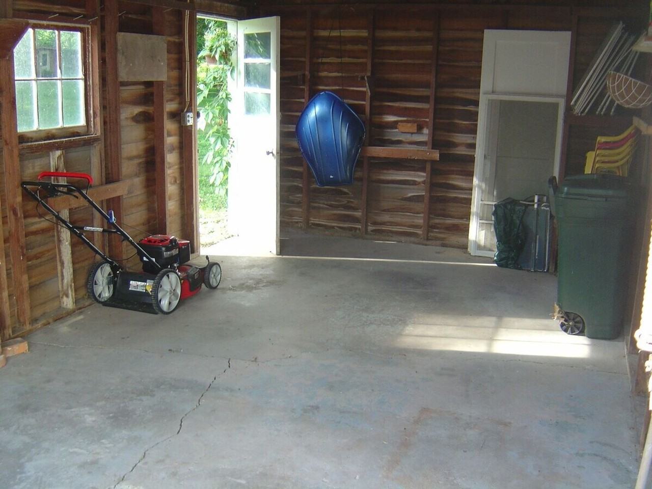 819 Rider St - Photo 4 of 17
