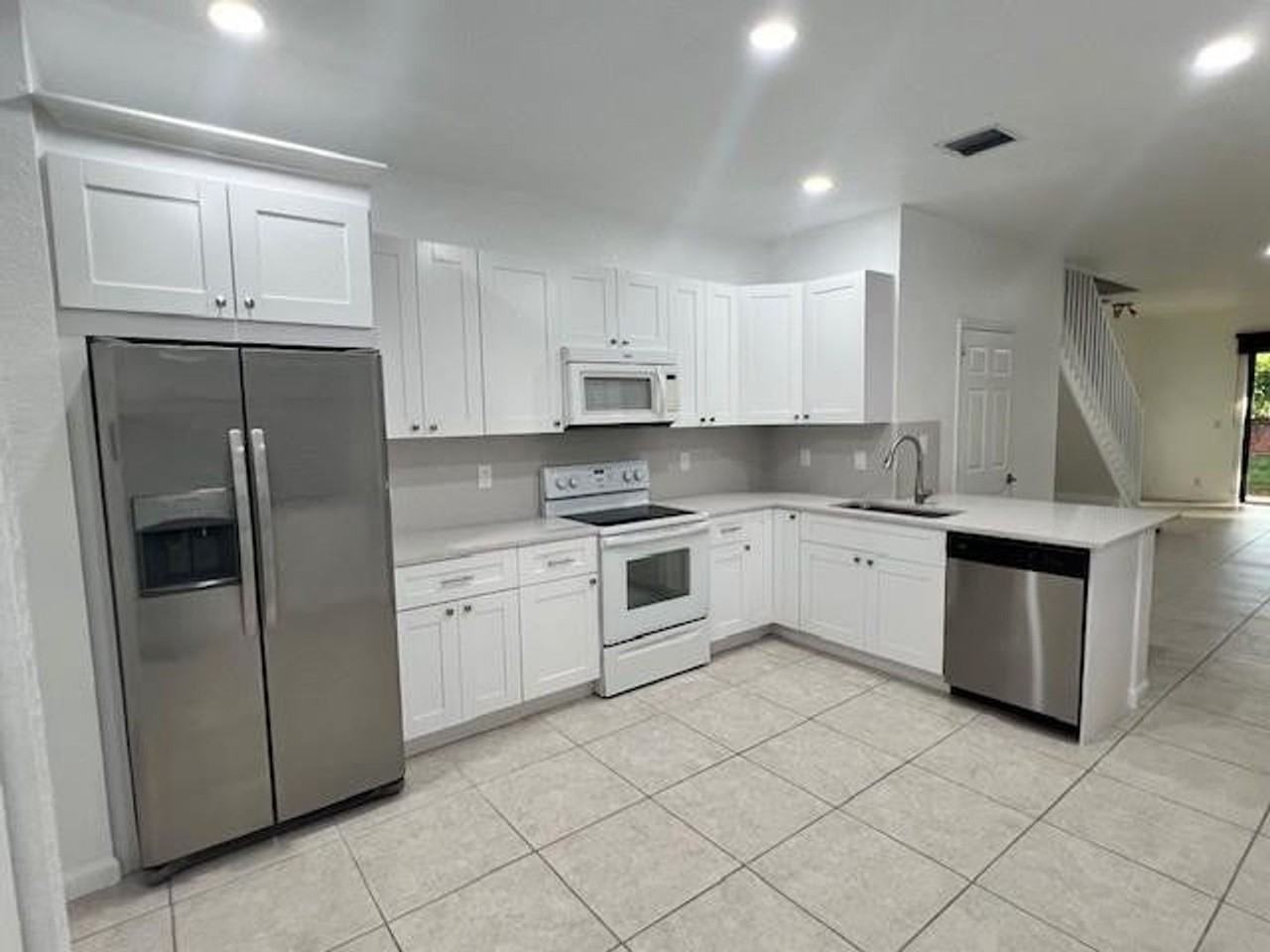 4150 Forest Dr - Photo 2 of 13
