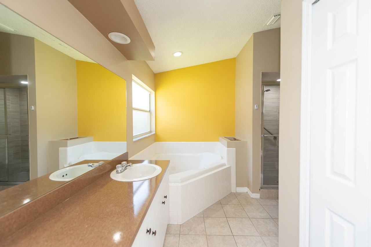 7033 Hammock Trace Dr - Photo 6 of 50