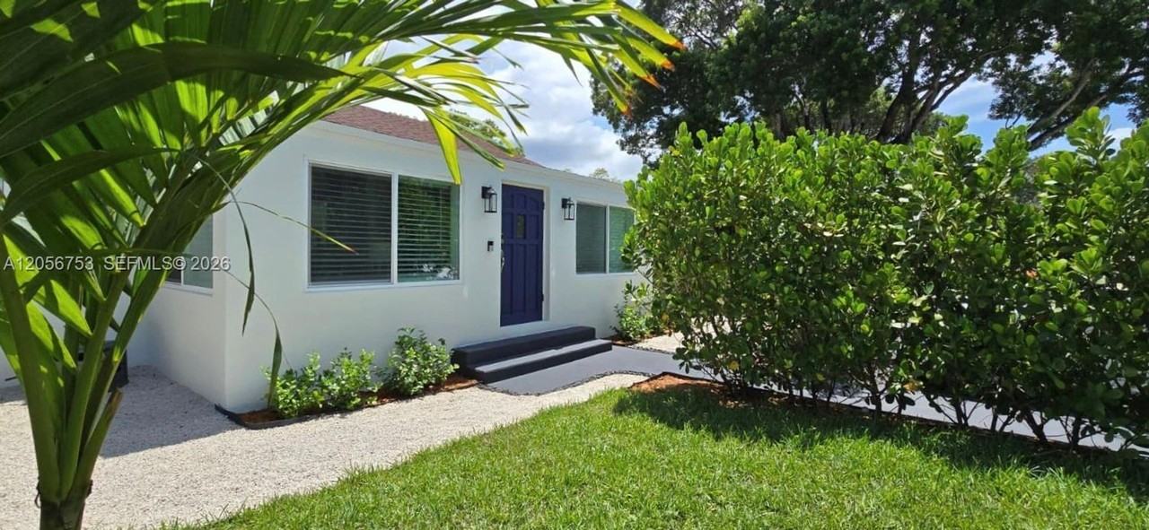 712 712 SW 9th Street 1, Fort Lauderdale, FL 33315 - 3834 #3834 - Photo 7 of 15