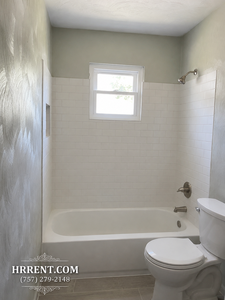 2247 Paris St - Photo 2 of 6