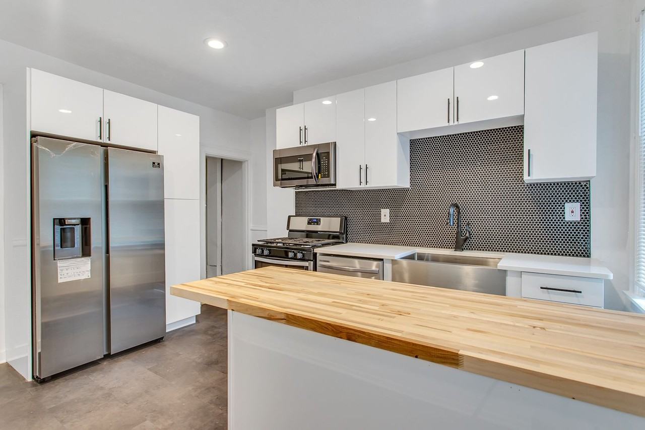 5232 1/2 Natrona Way - Photo 4 of 20