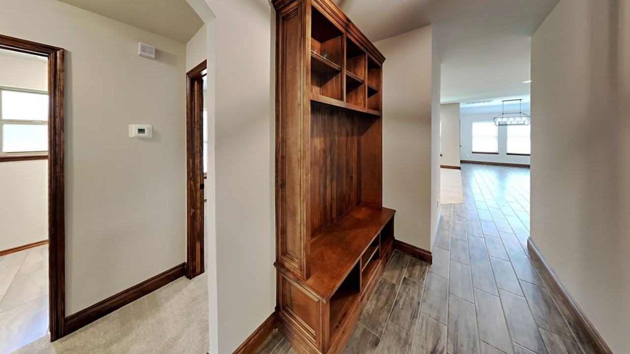 10528 Nw 41st St - Photo 4 of 22