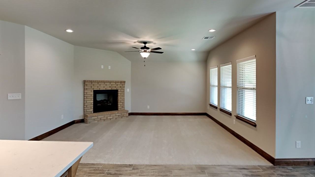 10528 Nw 41st St - Photo 6 of 22