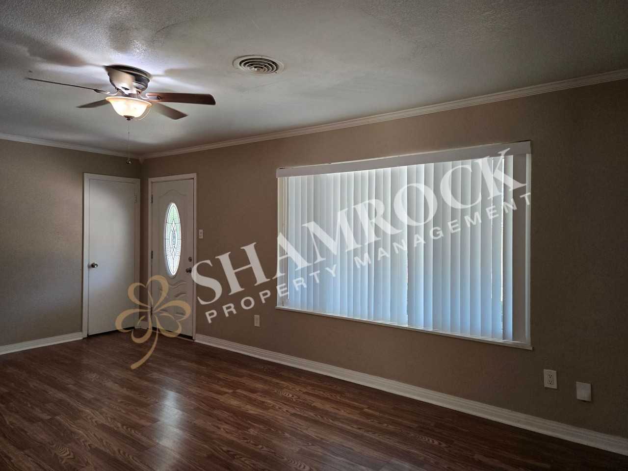 409 Sharron Dr - Photo 3 of 20