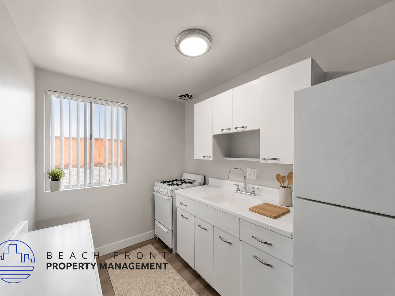 12318 Birch Ave. - Photo 2 of 17