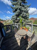 featured image of 700 Ivy St