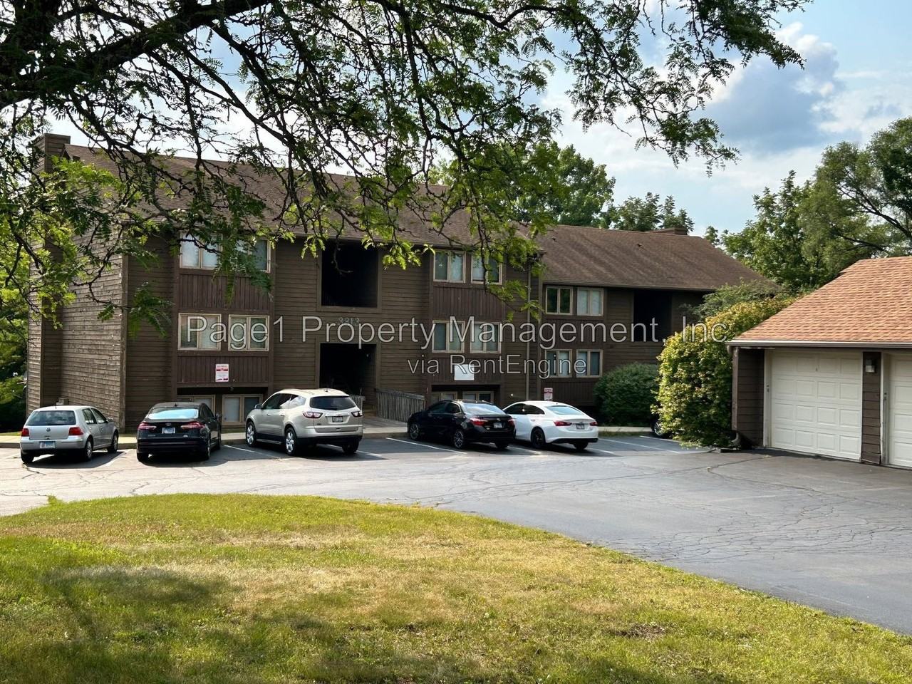 3821 Sage Dr #E - Photo 2 of 9