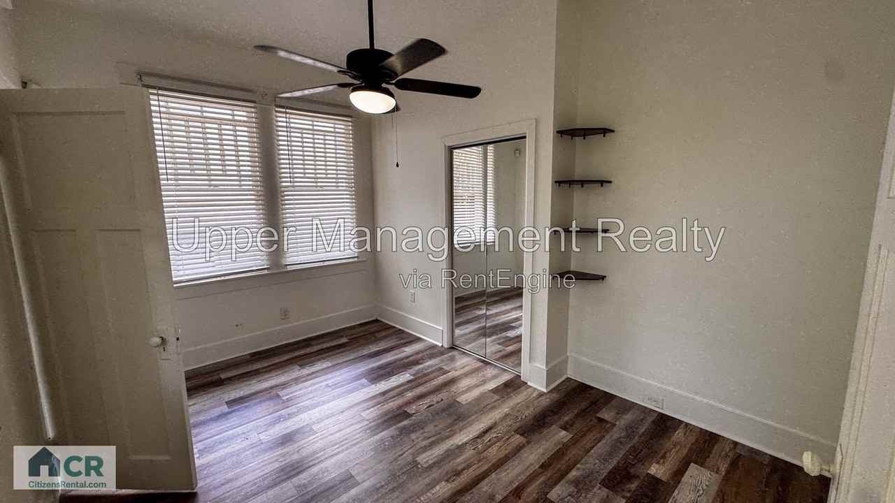 1615 Pine St - Photo 5 of 16