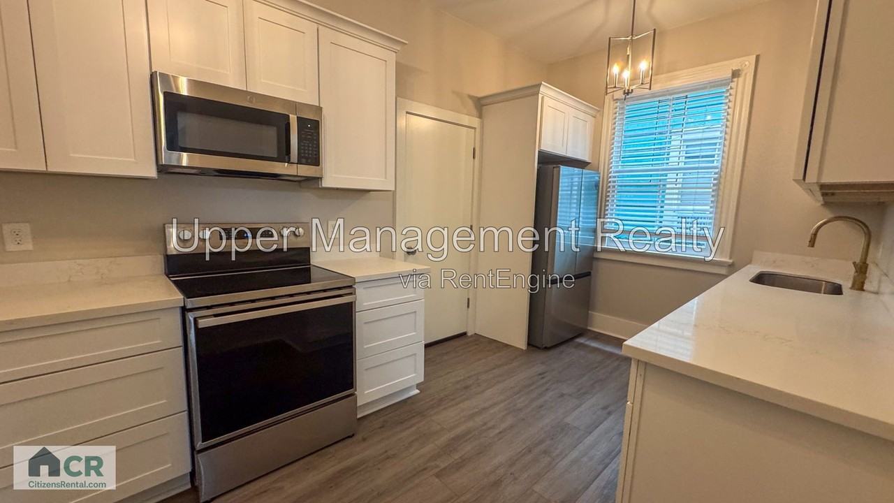 1133 Pine St #1133 - Photo 7 of 13