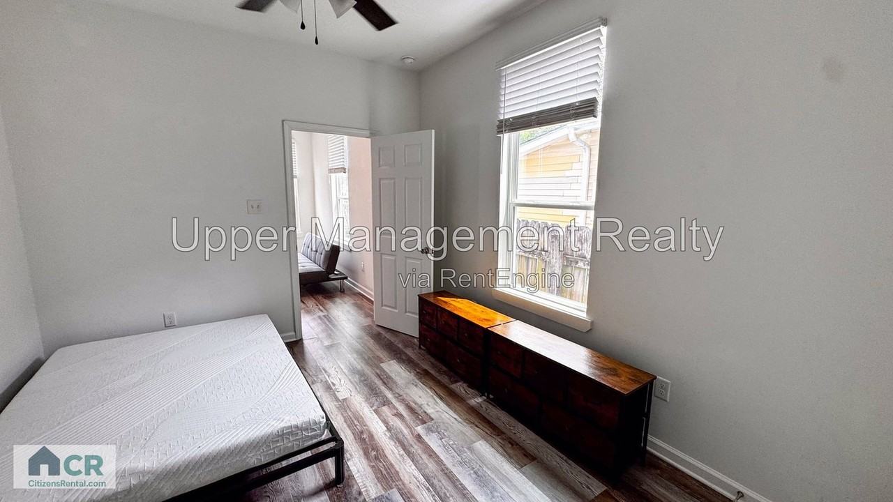 2839 Palmer Ave - Photo 3 of 18